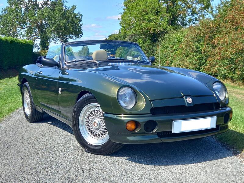 MG RV8 3.9