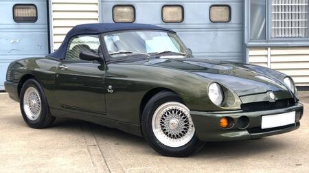 MG RV8 3.9