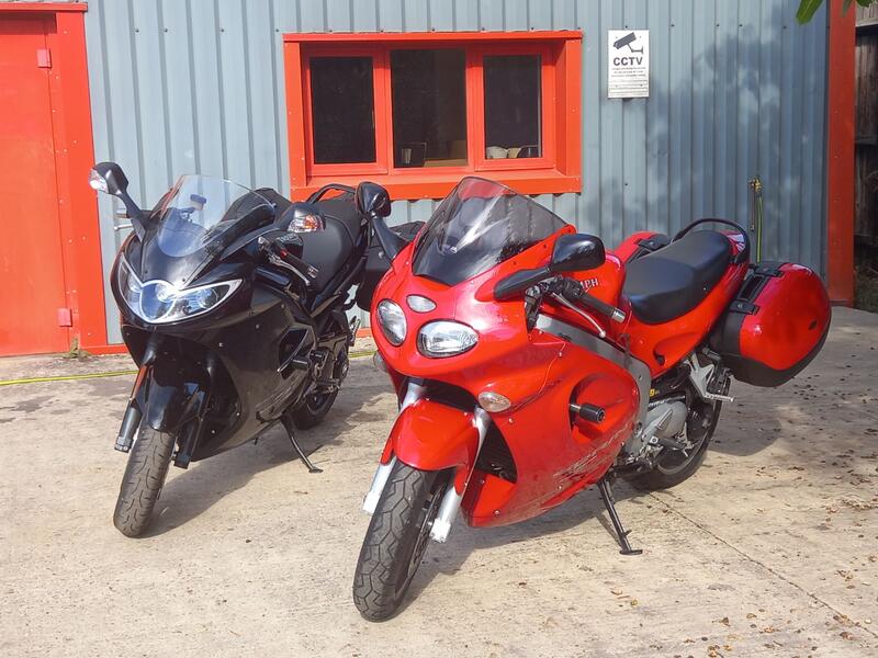 TRIUMPH SPRINT ST 955