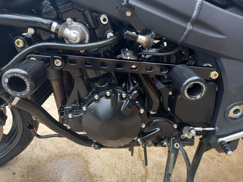 TRIUMPH SPRINT ST 1050